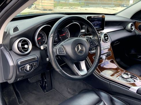 Used 2017 Mercedes-Benz C 300 Sedan image 17