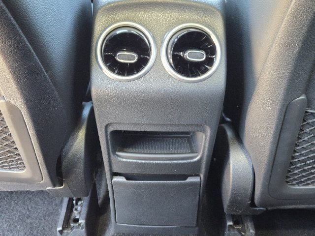 Used 2023 Mercedes-Benz GLB 250 w/ AMG Line image 20