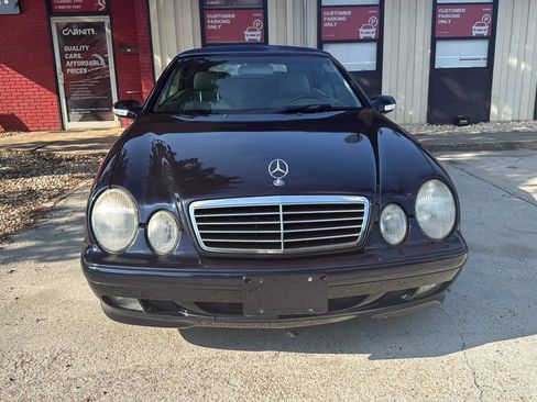 Used 2001 Mercedes-Benz CLK 320 Cabriolet w/ K2 Opt Pkg image 2