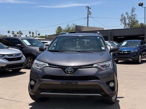 Used 2016 Toyota RAV4 Limited FWD image 2
