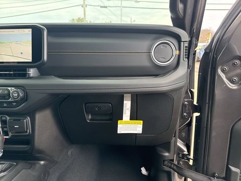 New 2026 Jeep Wrangler Sahara image 31