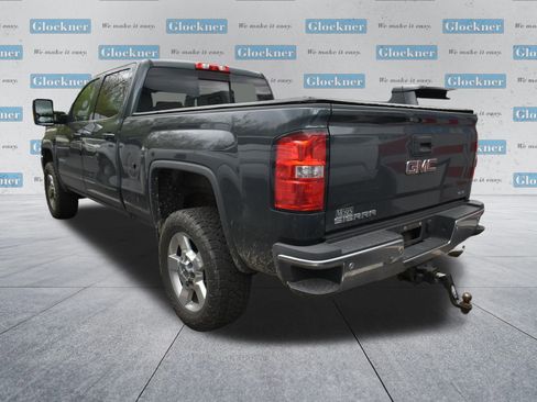 Used 2017 GMC Sierra 2500 SLE w/ HD SLE Preferred Plus Package AWD/4WD image 9