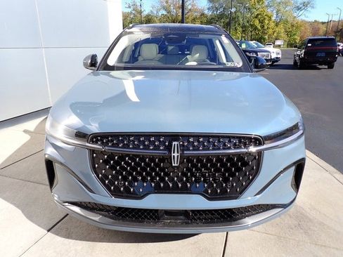 New 2026 Lincoln Nautilus Black Label w/ Jet Appearance Package image 9