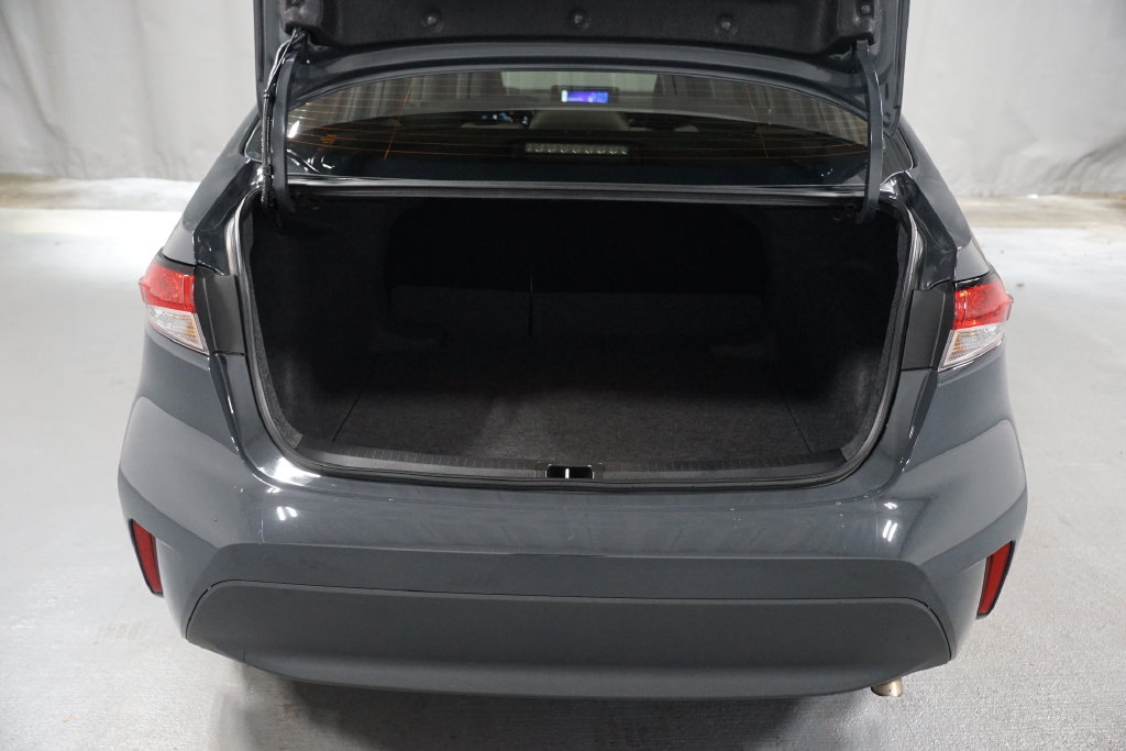 Certified 2026 Toyota Corolla LE FWD image 32