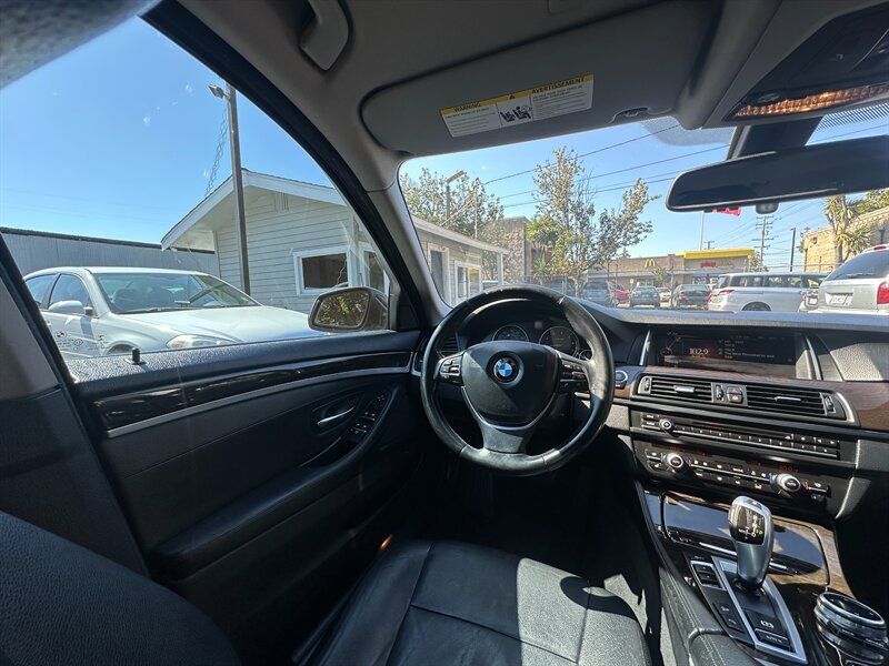 Used 2015 BMW 528i xDrive Sedan AWD/4WD image 14