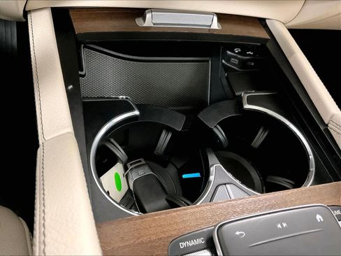 Used 2022 Mercedes-Benz GLE 350 4MATIC image 27