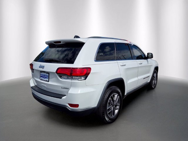 Used 2020 Jeep Grand Cherokee Laredo w/ 18" Wheel & 8.4" Radio Group RWD image 5
