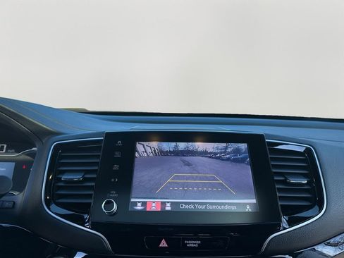 Certified 2021 Honda Ridgeline Black Edition image 16