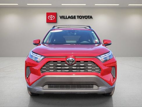 Certified 2025 Toyota RAV4 XLE AWD/4WD image 8