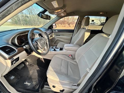 Used 2014 Jeep Grand Cherokee Laredo w/ Quick Order Package 23E image 12