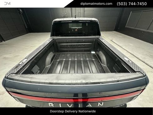 Used 2023 Rivian R1T Adventure image 36