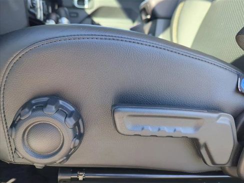 New 2026 Jeep Gladiator Sport image 17