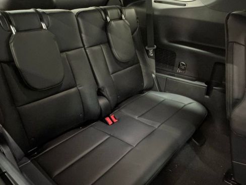 New 2026 Ford Explorer ST-Line image 18