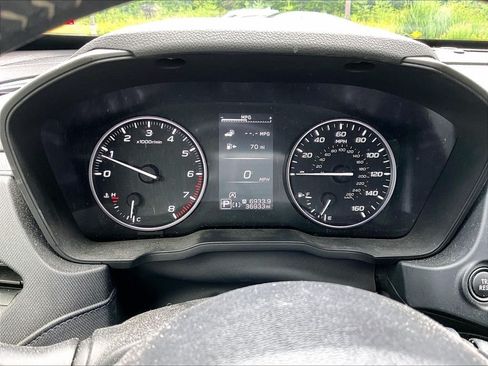 Used 2025 Subaru Forester Premium AWD/4WD image 8