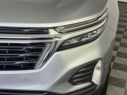 Used 2023 Chevrolet Equinox LT image 9