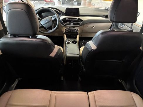 Used 2020 Ford Escape SEL image 14