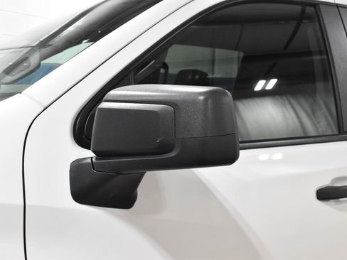 Used 2024 Chevrolet Silverado 1500 Custom image 29