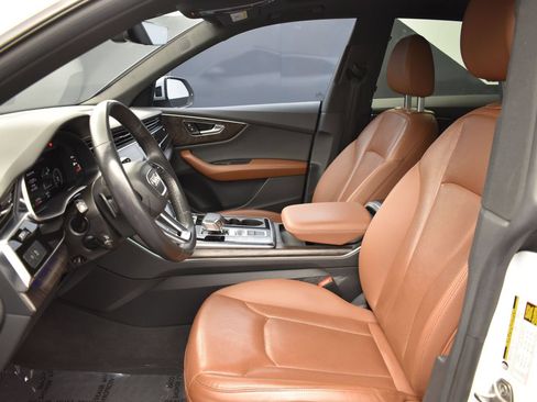 Used 2021 Audi Q8 Premium Plus w/ Premium Plus Package AWD/4WD image 11