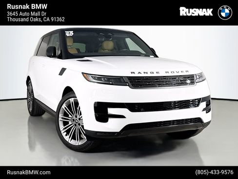 Used 2025 Land Rover Range Rover Sport SE AWD/4WD image 1