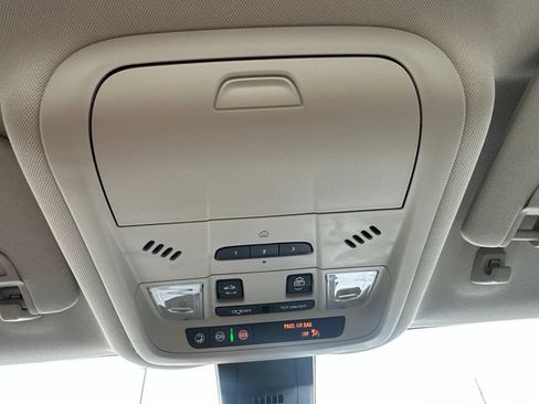 Certified 2024 GMC Terrain Denali w/ Denali Premium Package AWD/4WD image 38