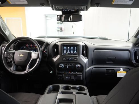 New 2026 Chevrolet Silverado 2500 Custom w/ Custom Value Package AWD/4WD image 17