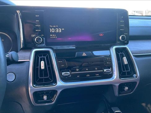 Used 2022 Kia Sorento SX Prestige w/ Rust Color Package image 30