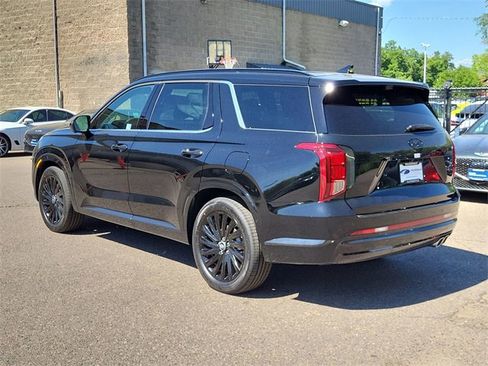 Used 2024 Hyundai Palisade Calligraphy image 11