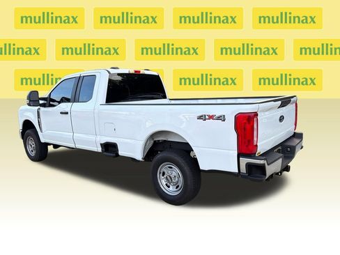 Used 2025 Ford F250 XL w/ XL Chrome Package AWD/4WD image 9