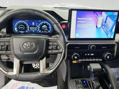 Used 2024 Toyota Tacoma TRD Sport w/ TRD Sport Premium Package AWD/4WD image 13
