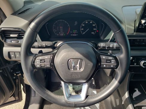 Certified 2024 Honda Pilot EX-L image 24
