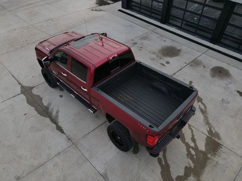 Used 2018 Chevrolet Silverado 2500 High Country image 55