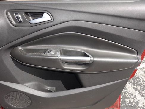 Used 2014 Ford Escape Titanium FWD image 22