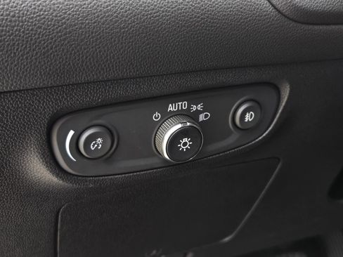 Used 2021 Buick Encore GX Preferred FWD image 21