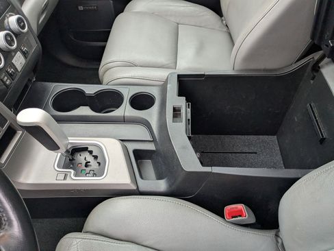 Used 2013 Toyota Sequoia Limited image 34