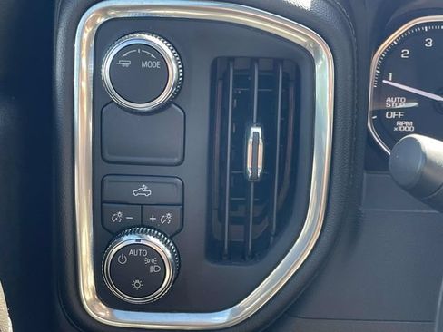Used 2022 GMC Sierra 1500 SLE RWD image 26