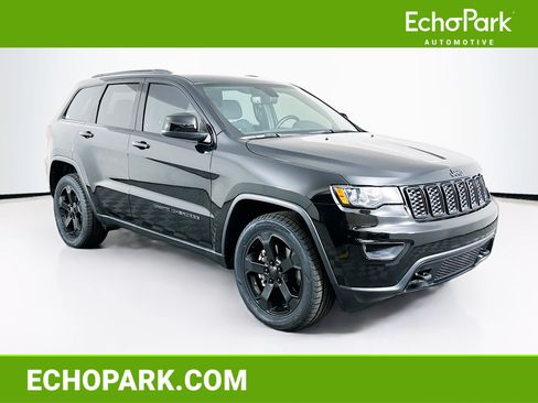 Used 2021 Jeep Grand Cherokee Freedom Edition RWD image 1