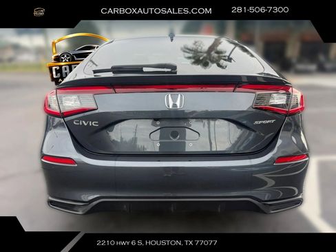 Used 2025 Honda Civic Sport image 4