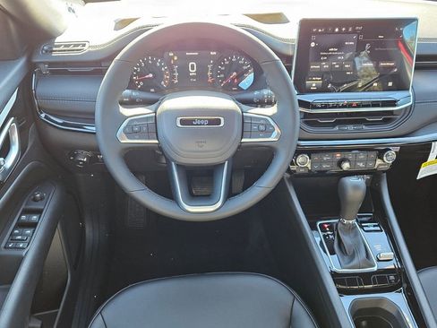 New 2026 Jeep Compass Latitude AWD/4WD image 12