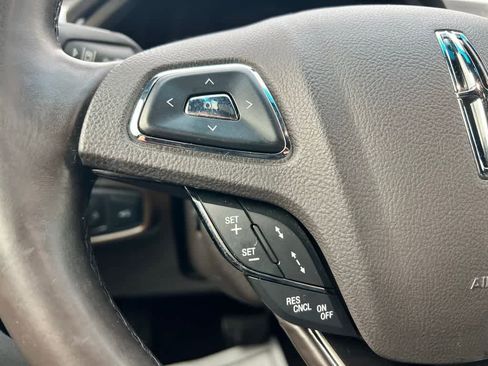 Used 2016 Lincoln MKZ Black Label w/ Technology Package image 32