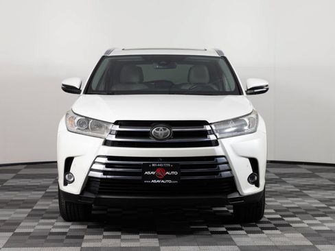 Used 2019 Toyota Highlander Limited Platinum AWD/4WD image 12