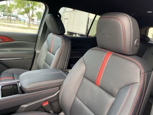 New 2026 Chevrolet Traverse RS w/ LPO, Floor Liner Package FWD image 13