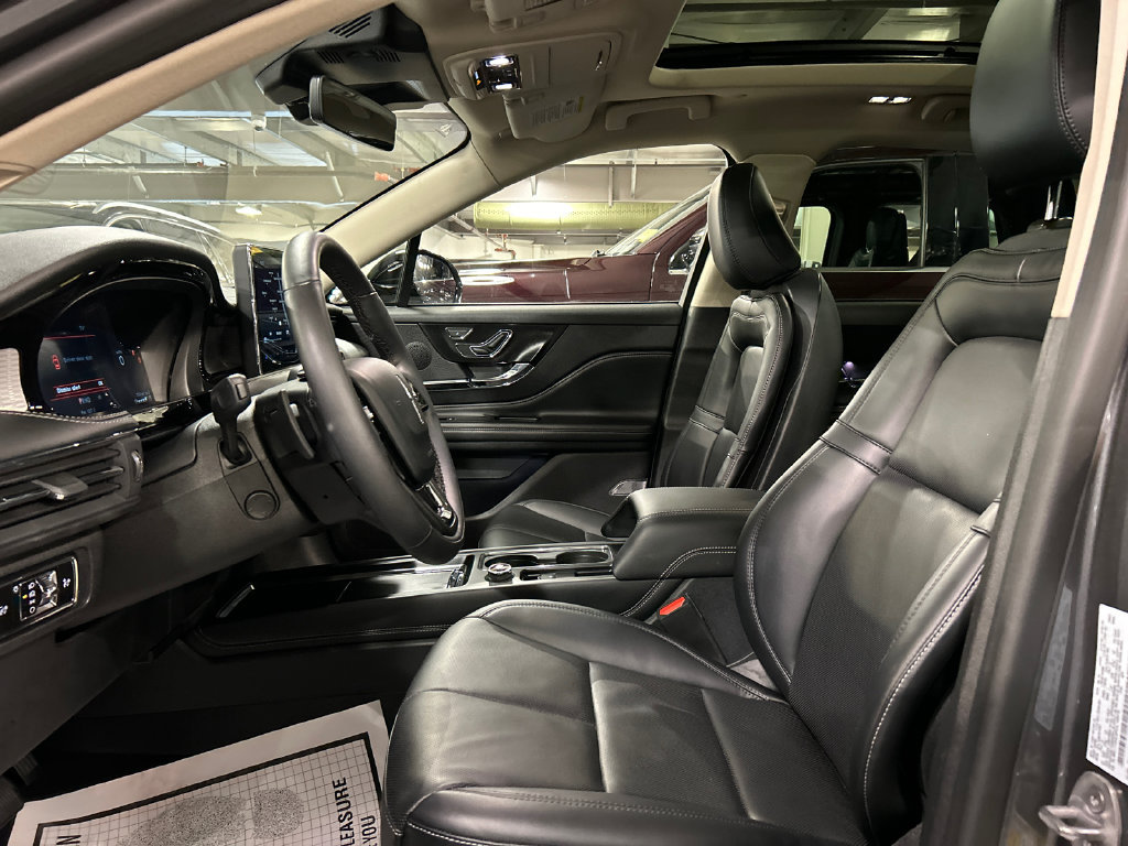 Used 2023 Lincoln Corsair AWD w/ Equipment Group 101A image 10