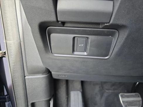 New 2025 Land Rover Discovery Sport Dynamic SE image 27