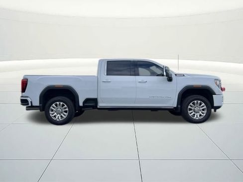 Used 2022 GMC Sierra 3500 Denali image 6