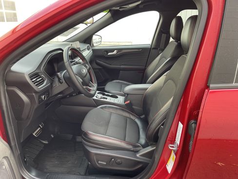 Used 2023 Ford Escape ST-Line image 10