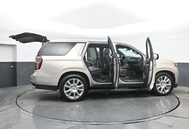 Used 2021 Chevrolet Tahoe High Country AWD/4WD image 55