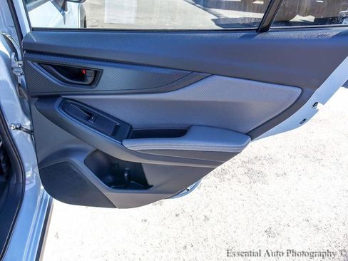 Used 2021 Subaru Crosstrek 2.5i Sport w/ Moonroof Package image 22