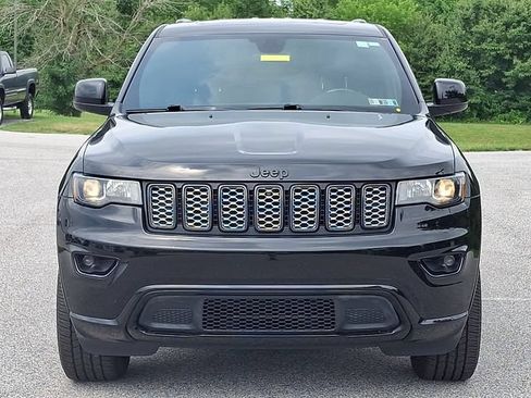 Used 2021 Jeep Grand Cherokee Laredo X AWD/4WD image 10