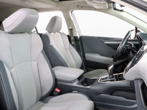 Used 2024 Subaru Outback Premium image 28