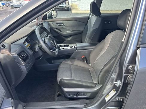 Certified 2022 Nissan Rogue SV image 11